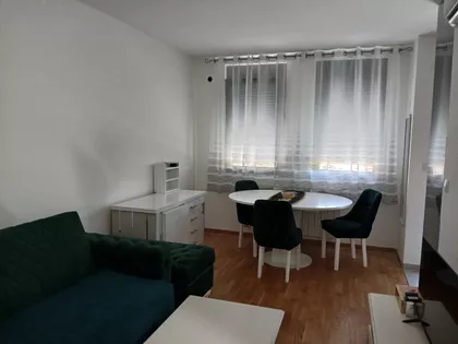 Pavla Labata 73 | 4zida.rs
