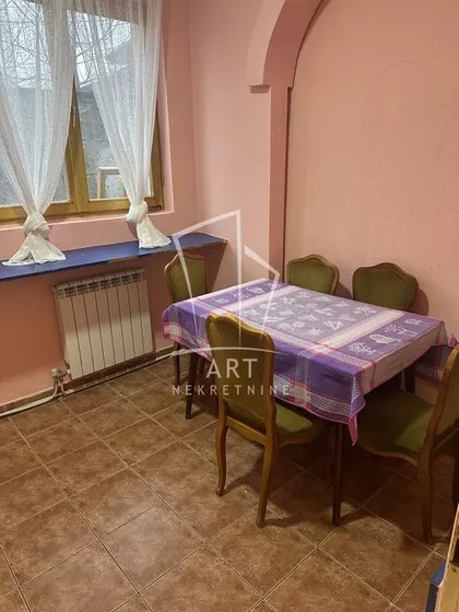 Veziljska | 4zida.rs