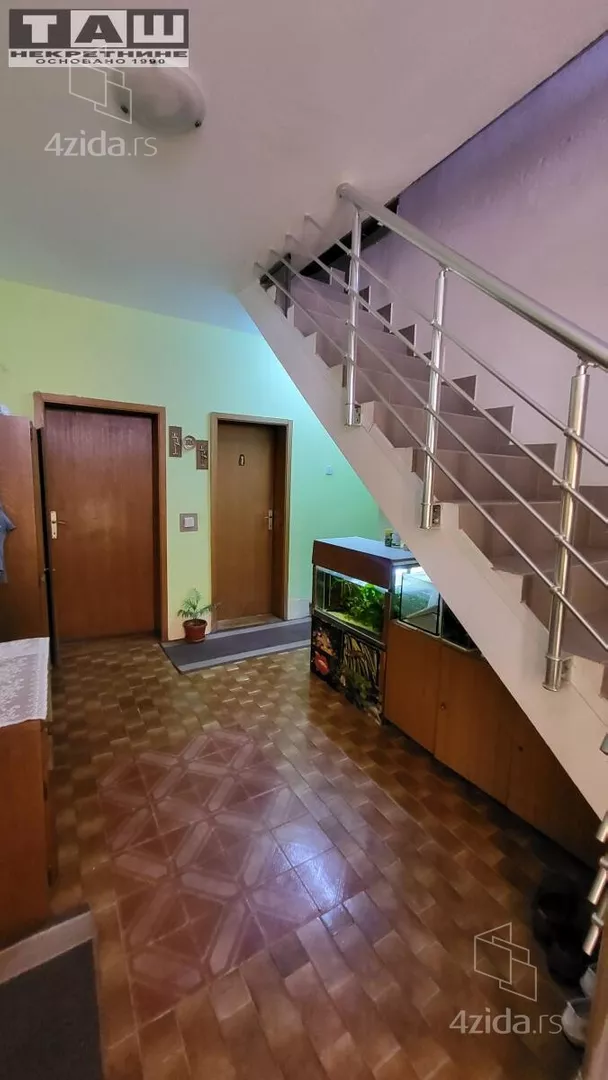 Kuća | 4zida