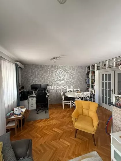 Ratka Mitrovića | 4zida.rs