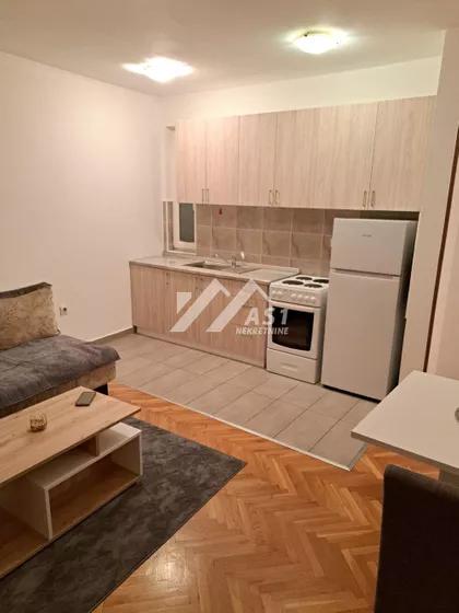 Braće Ribnikar | 4zida.rs