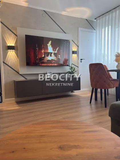 Ustanička | 4zida.rs