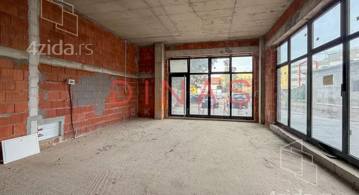Poslovni prostor | 4zida
