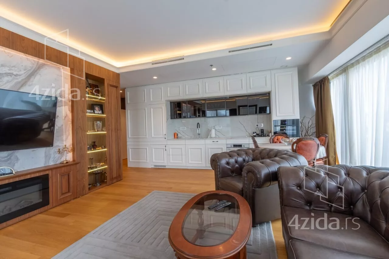 Troiposoban stan | 4zida