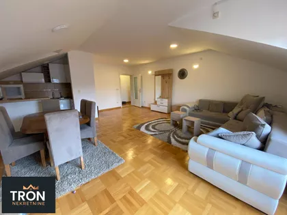 Nemanjina | 4zida.rs