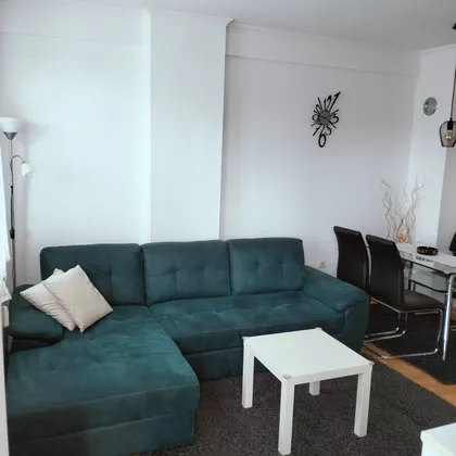 Žarka Zrenjanina 12 | 4zida.rs