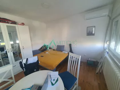 Banatić | 4zida.rs