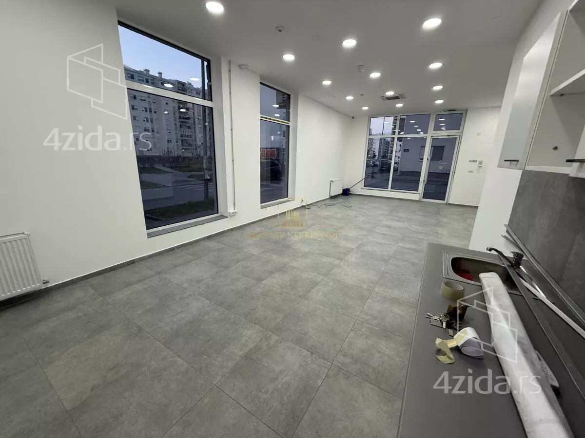 Lokal | 4zida