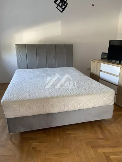 Stjepana Mitrova Ljubiše+parking | 4zida.rs