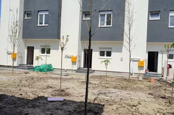 Četvoroiposoban stan | 4zida