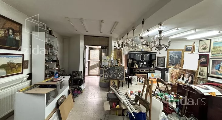 Poslovni prostor | 4zida