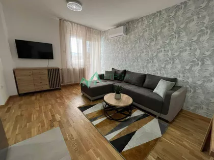 Bulevar Oslobođenja | 4zida.rs