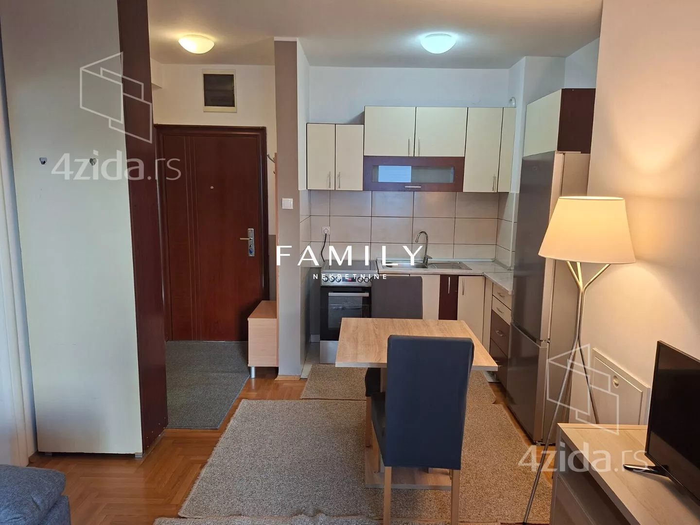 Jednoiposoban stan | 4zida