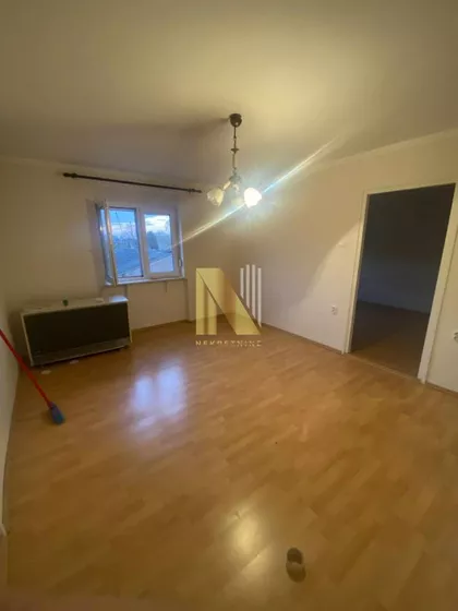 Kertvaroš | 4zida.rs