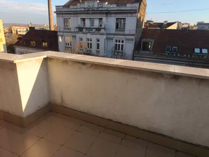 Francuska | 4zida.rs