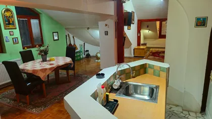 Zmaj Jovina 1 | 4zida.rs