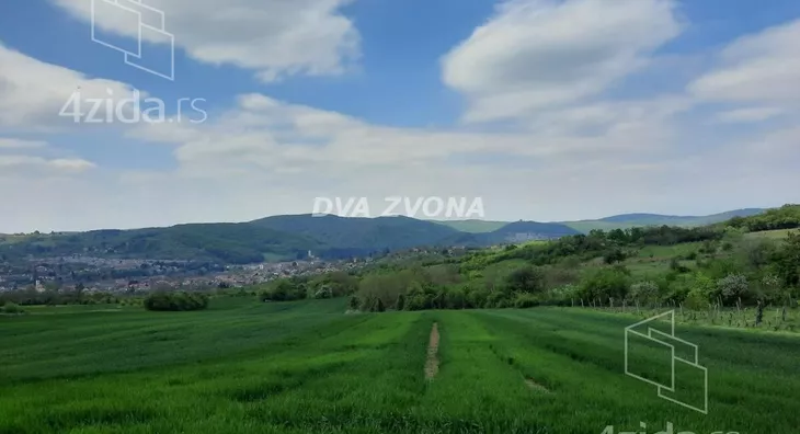 Plac | 4zida