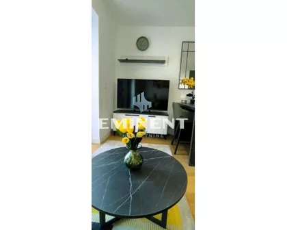 Milana Rakića | 4zida.rs