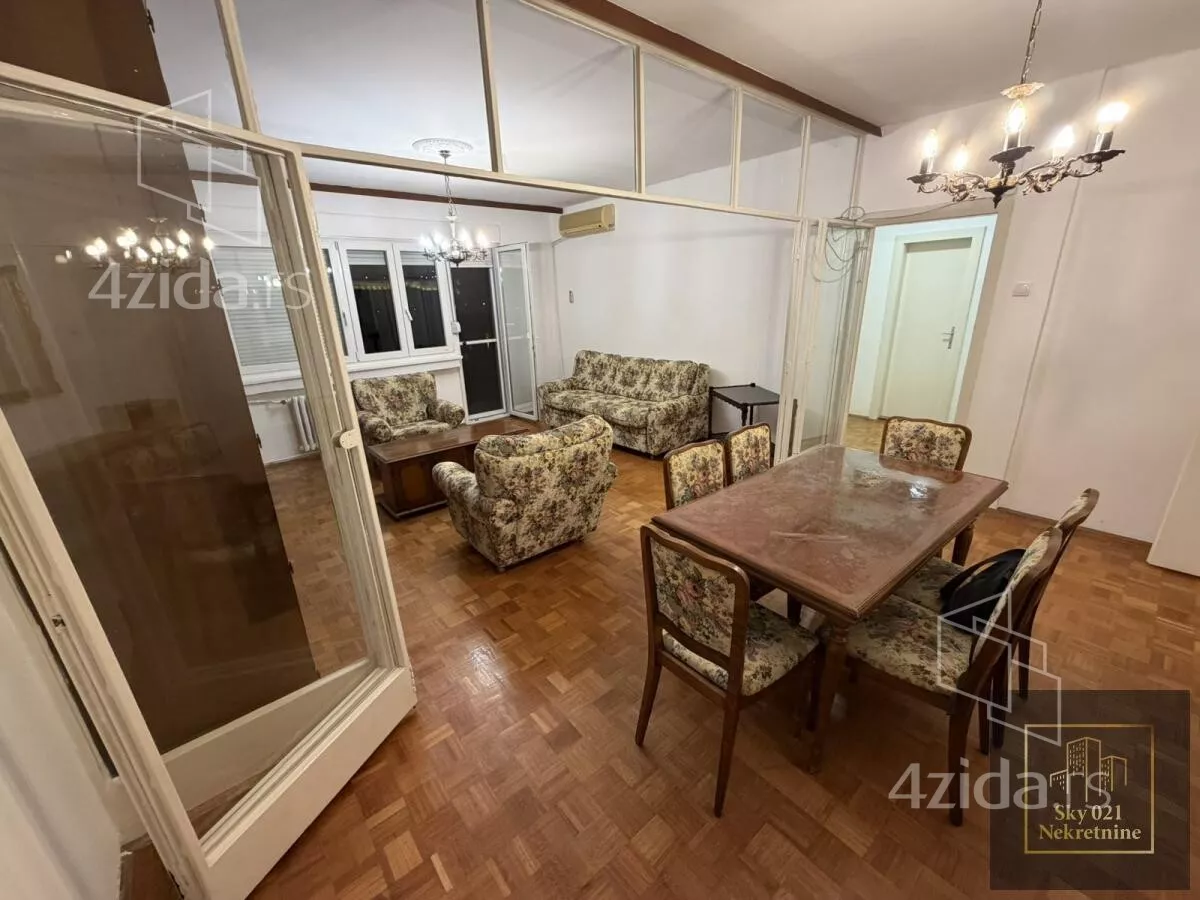 Četvorosoban stan | 4zida