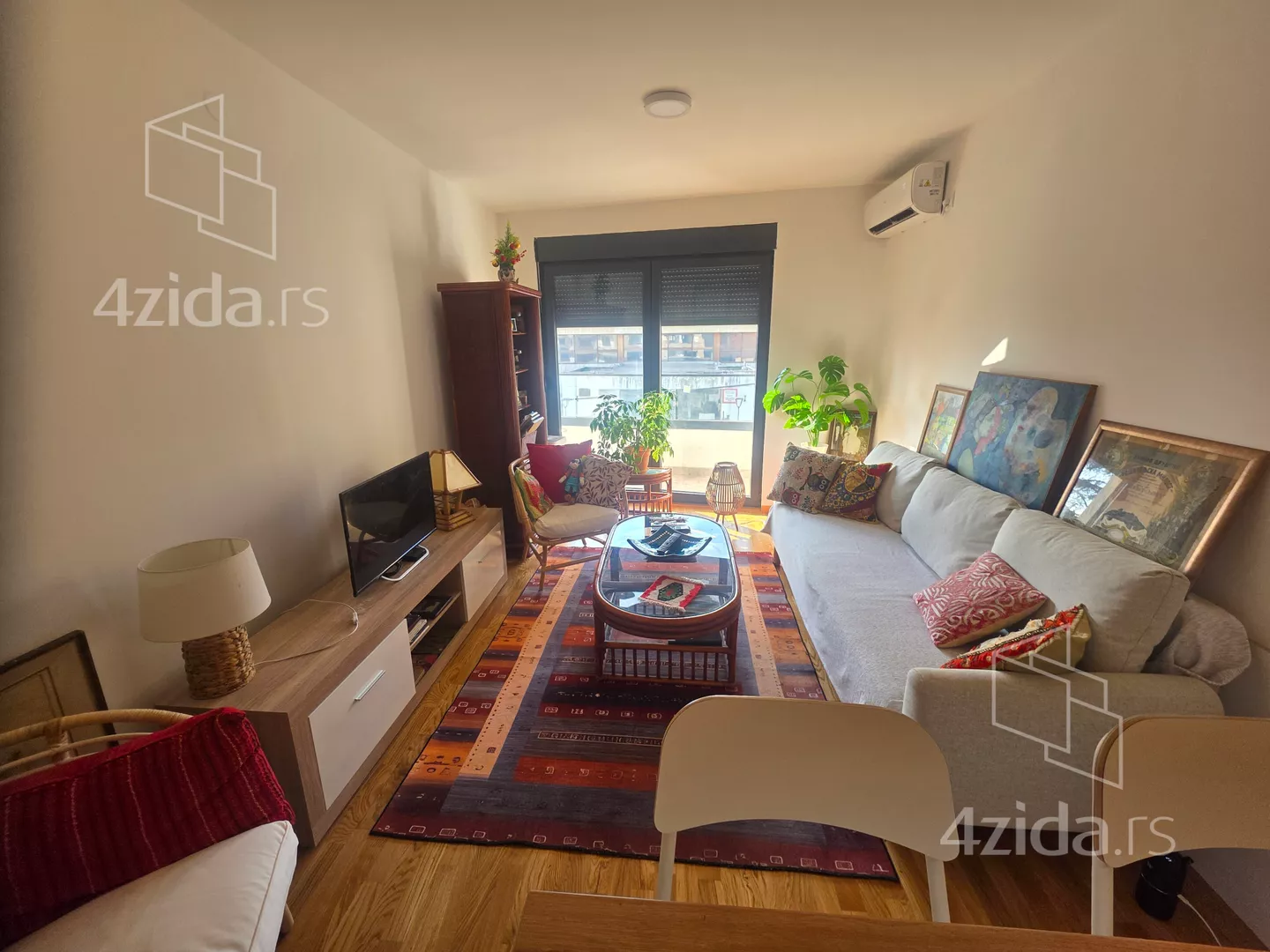 Dvoiposoban stan | 4zida