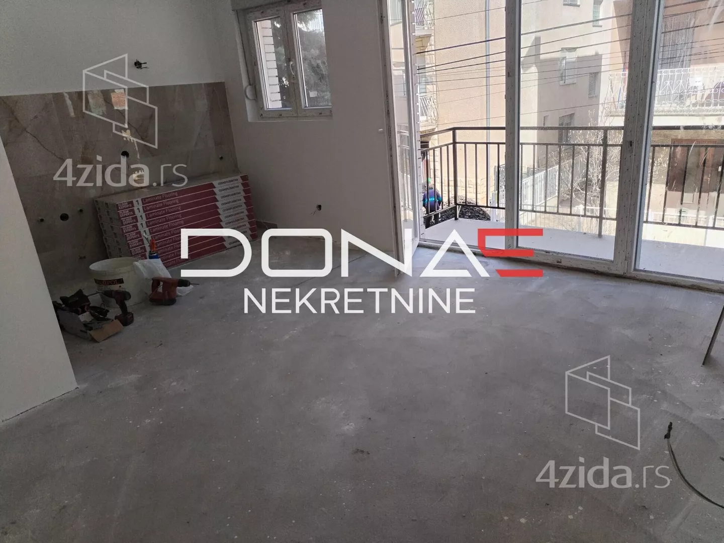 Jednoiposoban stan | 4zida