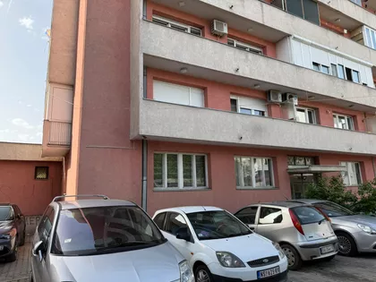 Žike Popovića 19 | 4zida.rs