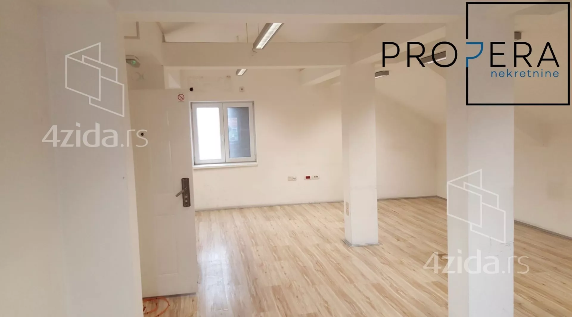 Poslovni prostor | 4zida