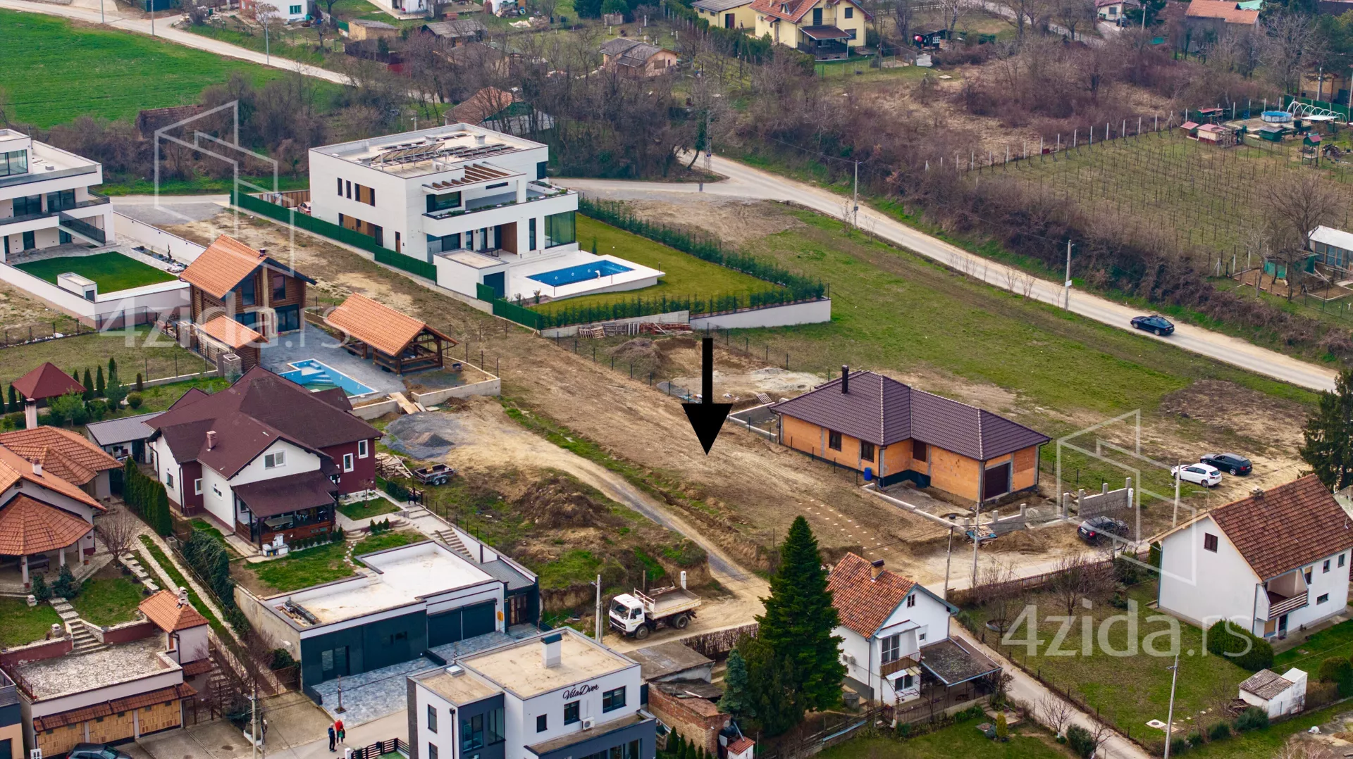 Građevinsko zemljište | 4zida