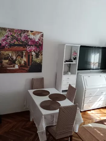 Hadži-Prodanova | 4zida.rs