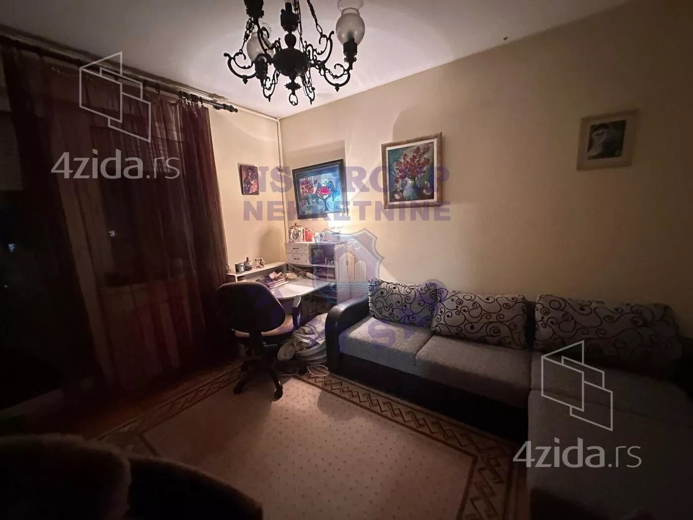 Troiposoban stan | 4zida