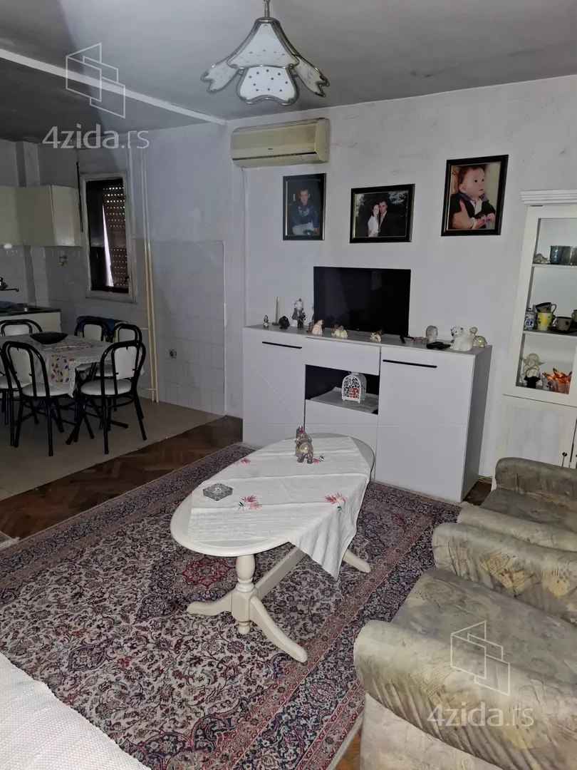 3-etažna kuća | 4zida