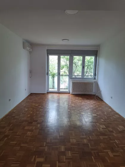 Radnička | 4zida.rs