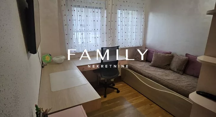 Četvoroiposoban stan | 4zida