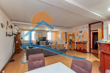 Bulevar 12. februar | 4zida.rs