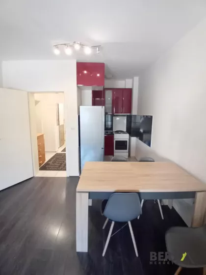 Bulevar Patrijarha Pavla (Somborski Bulevar) | 4zida.rs