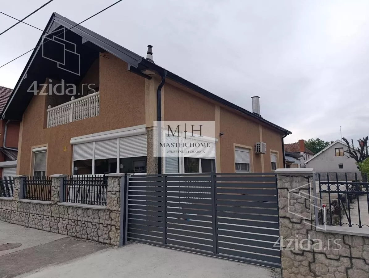 Kuća | 4zida