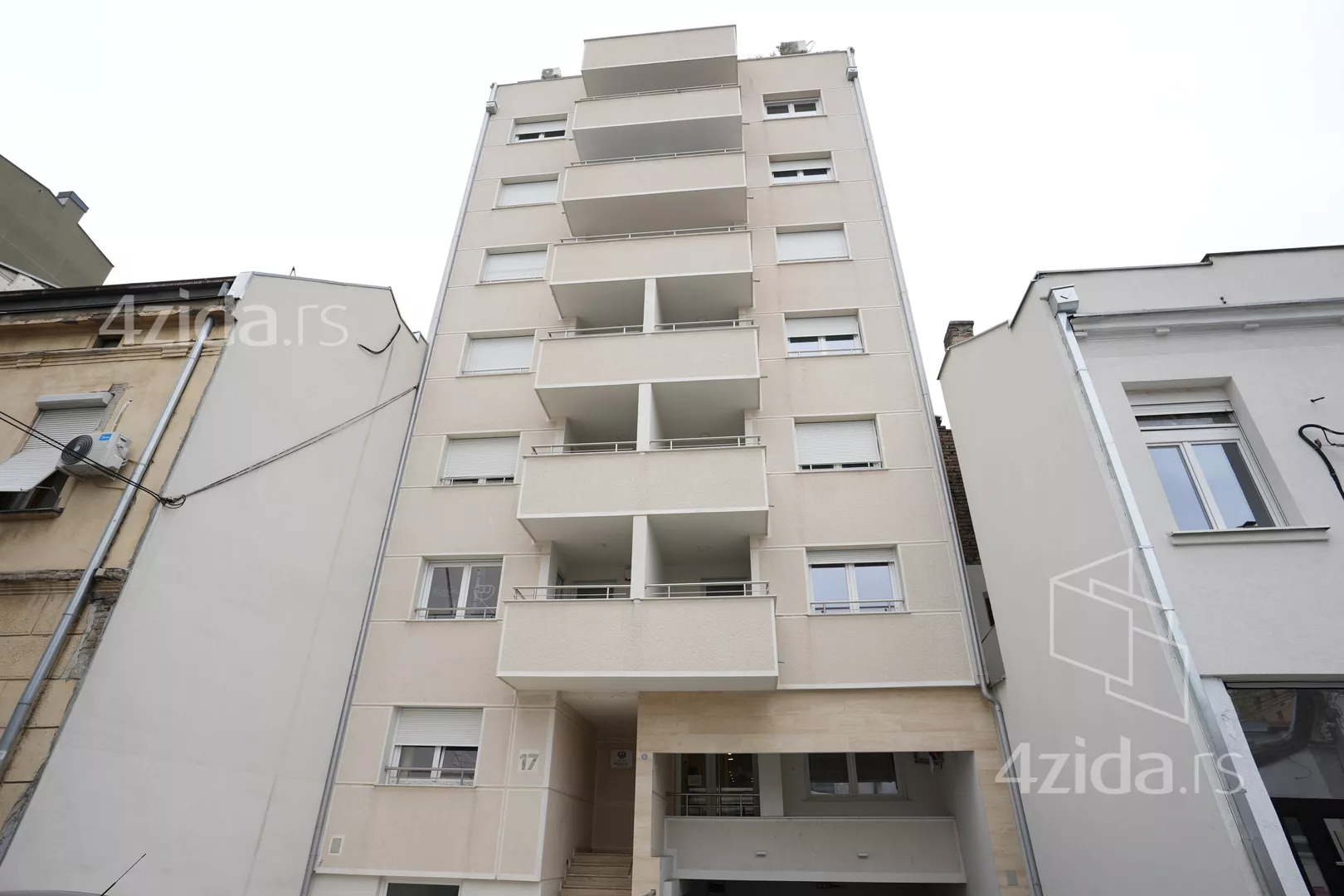 Petosoban stan | 4zida