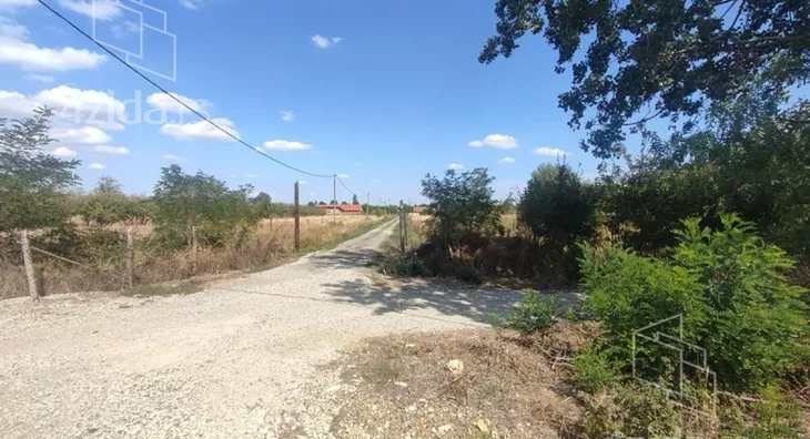 Plac | 4zida