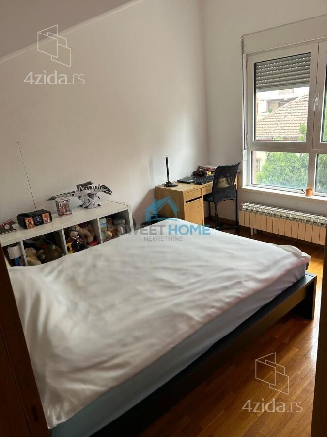 Stan – Beograd - Više
