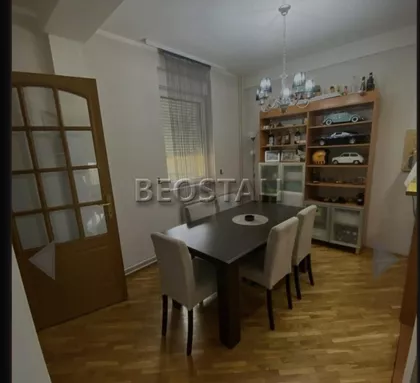 Prvomajska | 4zida.rs