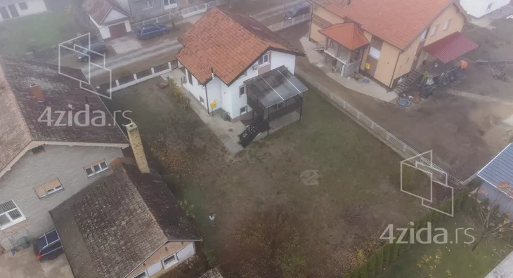 3-etažna kuća | 4zida