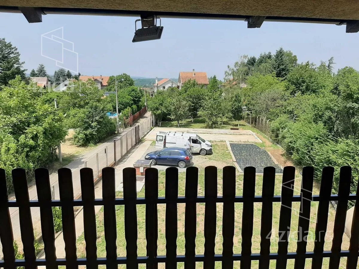 5-etažna kuća | 4zida