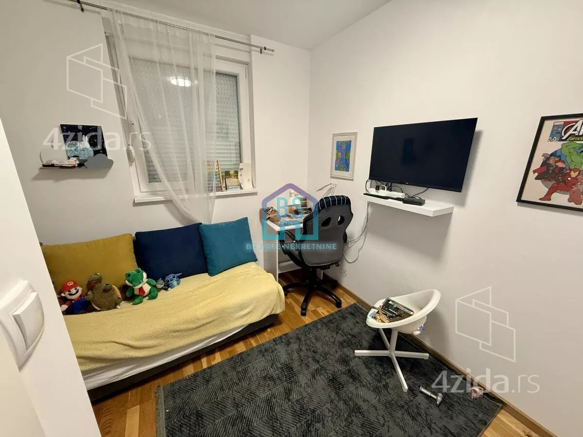 Troiposoban stan | 4zida