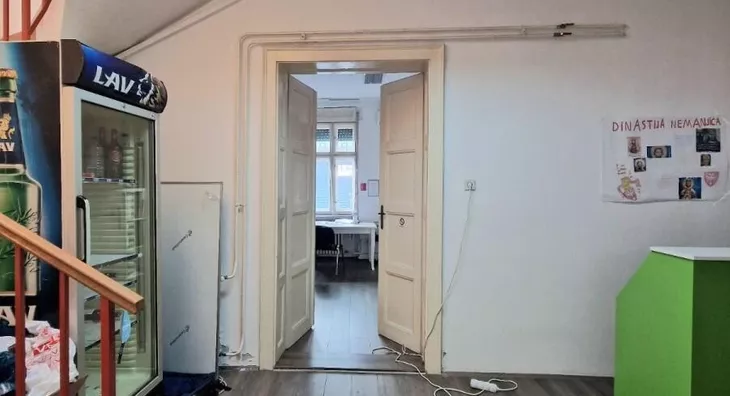 Šestosoban stan | 4zida