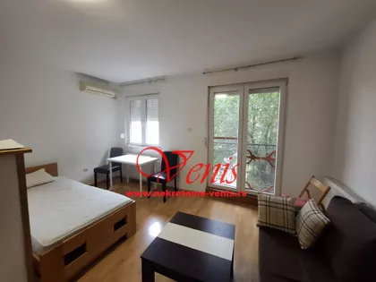 Vase Pelagića | 4zida.rs