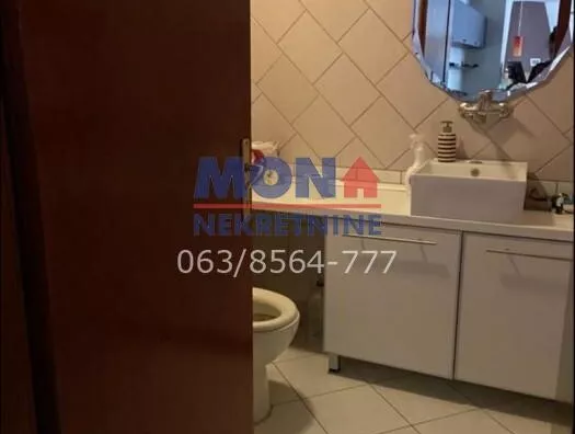 Šestosoban stan | 4zida