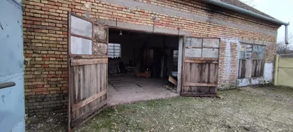 Bašaid | 4zida.rs