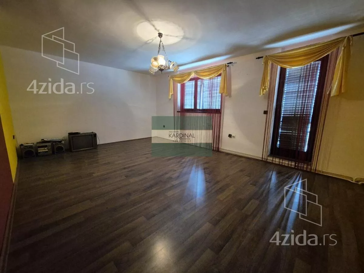 Kuća | 4zida