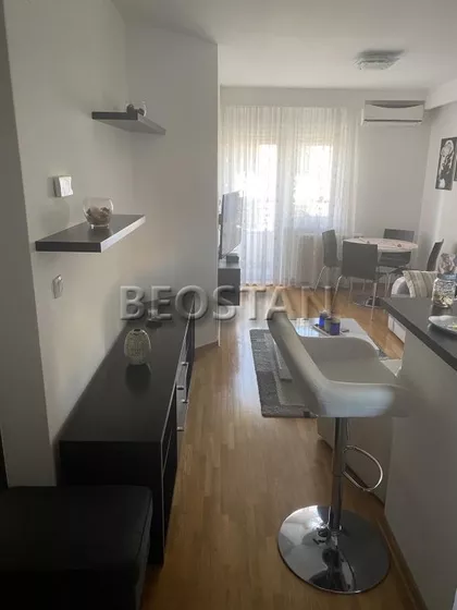 Mariborska | 4zida.rs