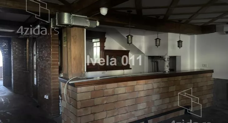 Lokal | 4zida